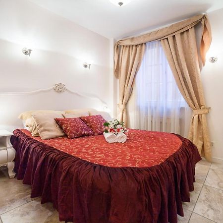 Empire Apartment Varşovia Exterior foto