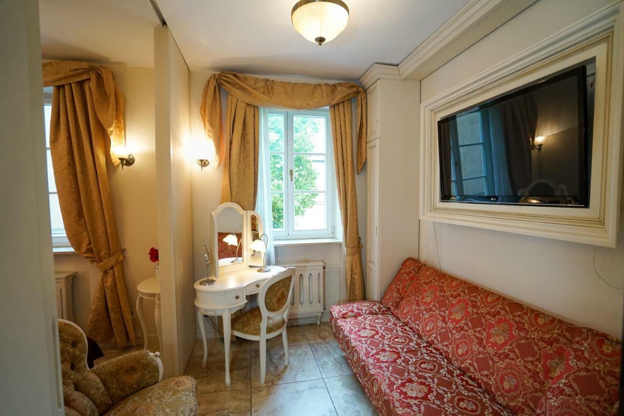 Empire Apartment Varşovia Exterior foto