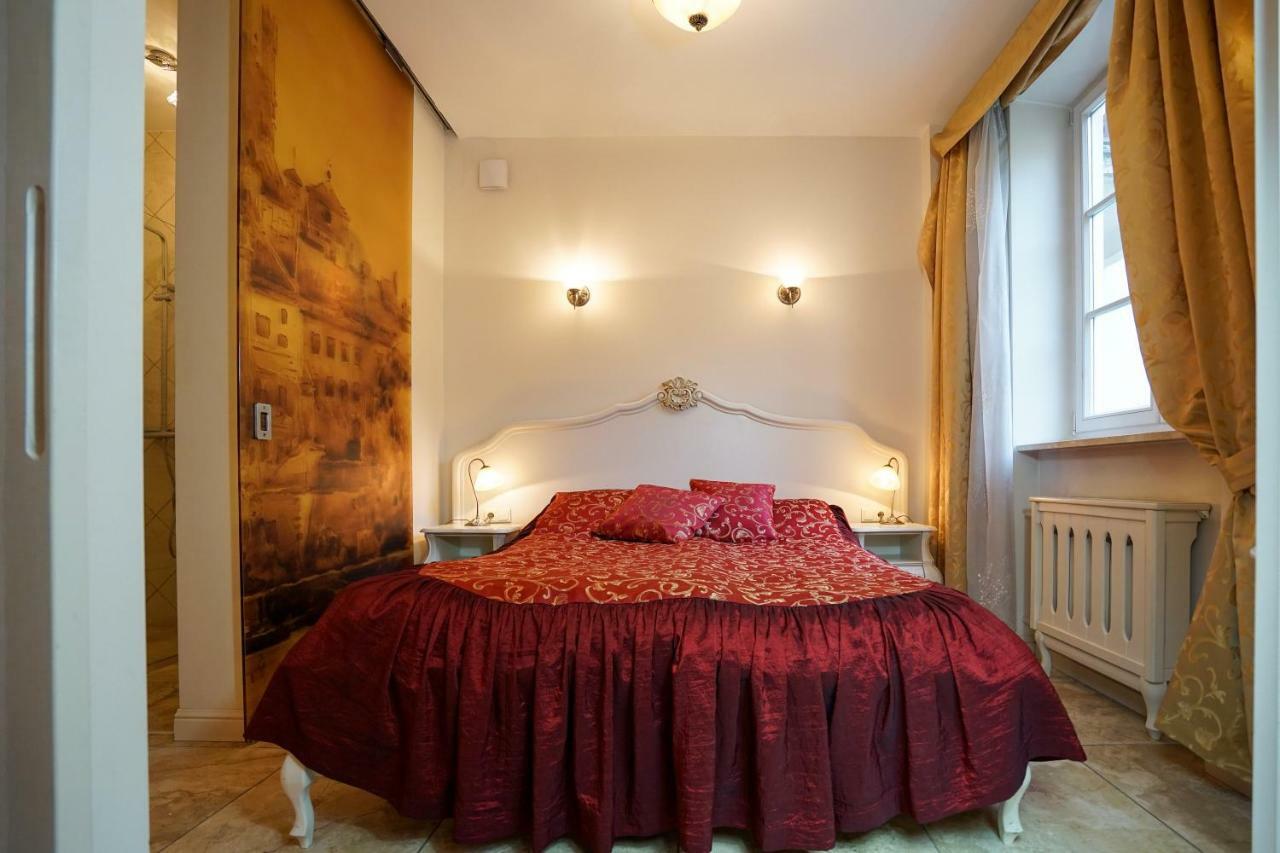 Empire Apartment Varşovia Exterior foto