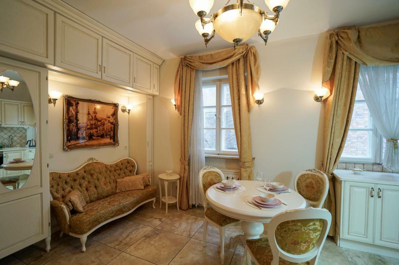 Empire Apartment Varşovia Exterior foto